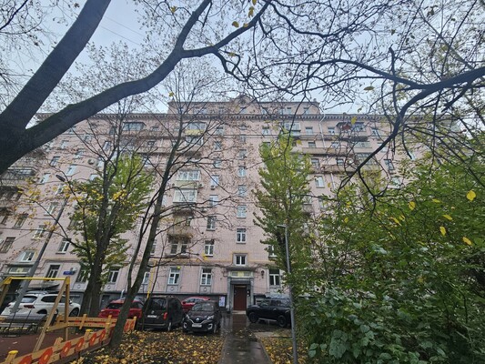 Продам двухкомнатную (2-комн.) квартиру, Алабяна ул, 10к2, Москва г