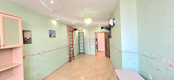 Продам трехкомнатную (3-комн.) квартиру, Союзный пр-кт, 22, Москва г