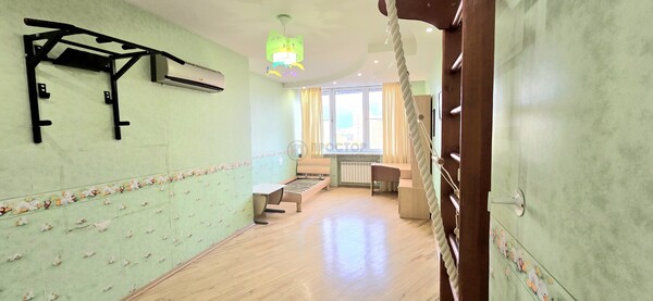 Продам трехкомнатную (3-комн.) квартиру, Союзный пр-кт, 22, Москва г