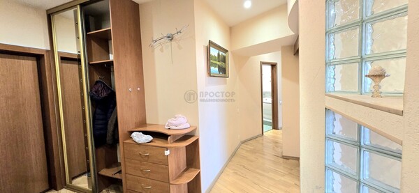 Продам трехкомнатную (3-комн.) квартиру, Союзный пр-кт, 22, Москва г