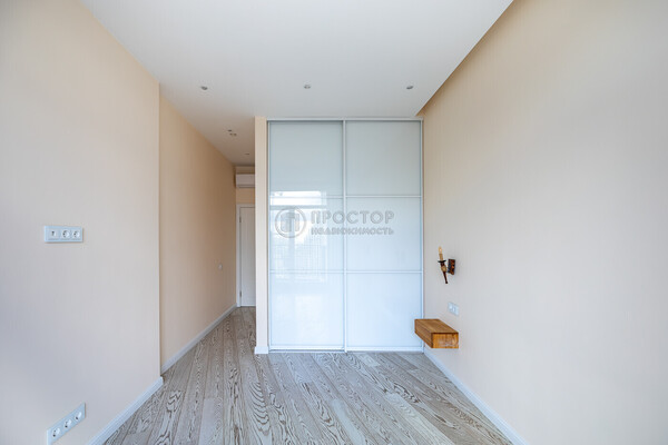 Продам двухкомнатную (2-комн.) квартиру, Бутлерова ул, 7Б, Москва г