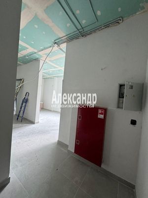 Сдам торговое помещение 45 м2, Плесецкая ул, 24, Санкт-Петербург г
