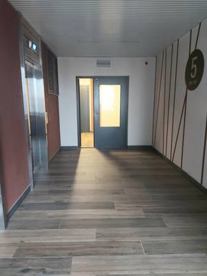 Продам однокомнатную (1-комн.) квартиру, Дальневосточный пр-кт, 12к2, Санкт-Петербург г