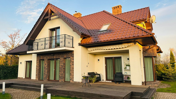 Продам дом, Красная ул, 4А, Зеленоградск г, 0 км от города