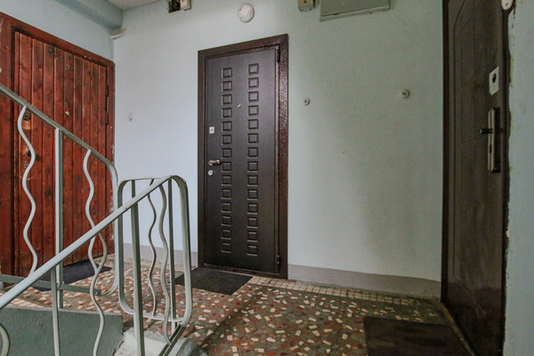 Продам двухкомнатную (2-комн.) квартиру, Замшина ул, 66А, Санкт-Петербург г