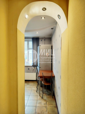 Продам двухкомнатную (2-комн.) квартиру, Адмирала Лазарева ул, 40, Москва г