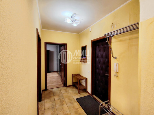 Продам двухкомнатную (2-комн.) квартиру, Адмирала Лазарева ул, 40, Москва г