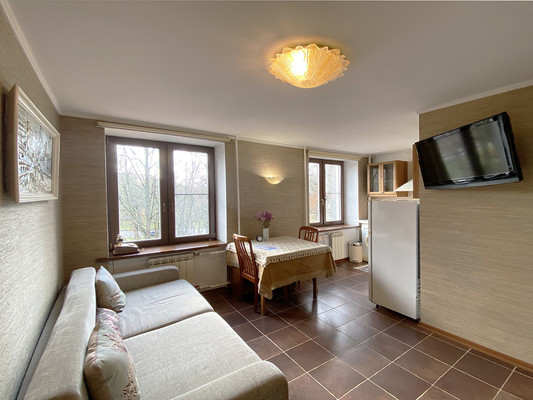 Продам двухкомнатную (2-комн.) квартиру, Озерковая ул, 53к1, Петергоф г