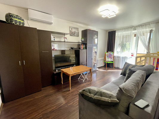 Продам двухкомнатную (2-комн.) квартиру, 2-я Краснодарская ул, 163/4, Ростов-на-Дону г