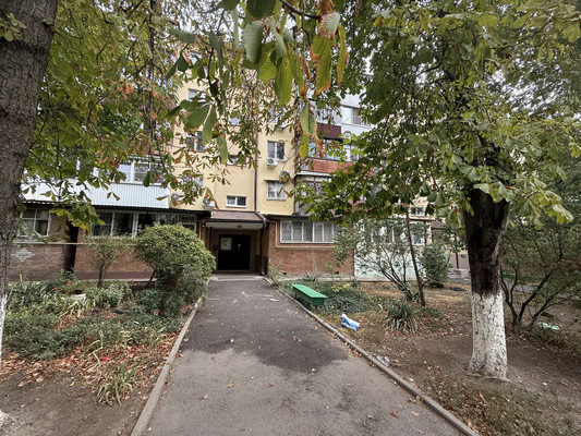 Продам однокомнатную (1-комн.) квартиру, 2-я Краснодарская ул, 163к2, Ростов-на-Дону г