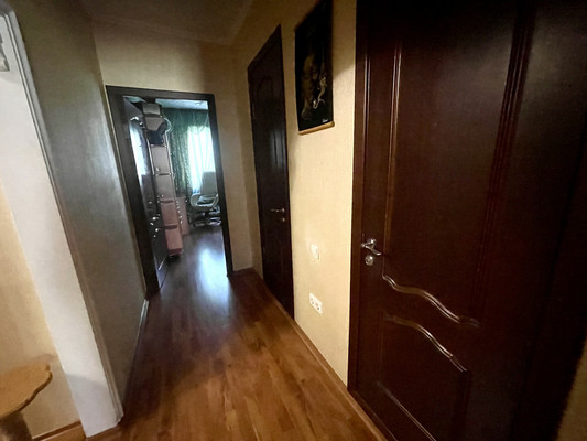 Продам трехкомнатную (3-комн.) квартиру, Заводская ул, 20, Ростов-на-Дону г