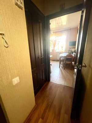 Продам трехкомнатную (3-комн.) квартиру, Заводская ул, 20, Ростов-на-Дону г