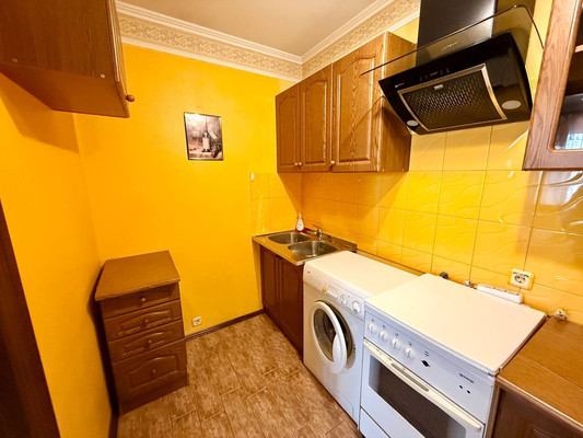 Продам двухкомнатную (2-комн.) квартиру, Содружества ул, 82, Ростов-на-Дону г