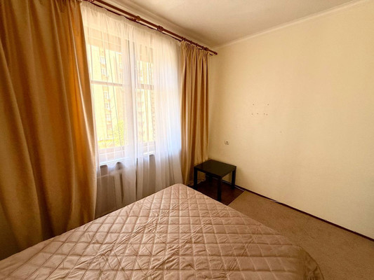 Продам двухкомнатную (2-комн.) квартиру, Содружества ул, 82, Ростов-на-Дону г