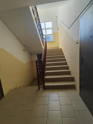 Продам однокомнатную (1-комн.) квартиру, Майкопское шоссе ул, 21к1, Родники п