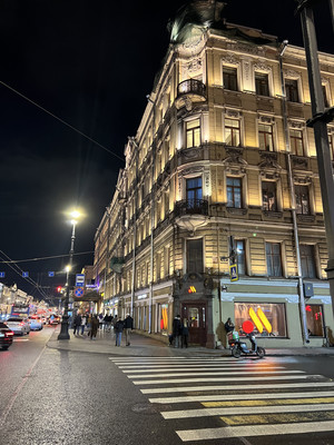 Продам многокомнатную квартиру, Невский пр-кт, 45/2, Санкт-Петербург г