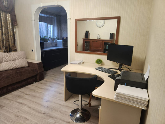 Продам трехкомнатную (3-комн.) квартиру, Кольский пр-кт, 136к5, Мурманск г