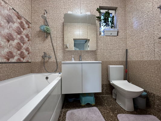 Продам дом, Больничная ул, Белореченск г, 0 км от города