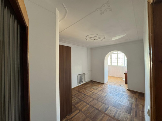 Продам двухкомнатную (2-комн.) квартиру, Т.Идарова ул, 162, Нальчик г