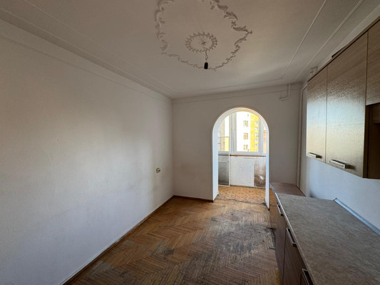 Продам двухкомнатную (2-комн.) квартиру, Т.Идарова ул, 162, Нальчик г