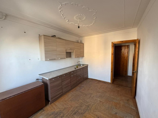 Продам двухкомнатную (2-комн.) квартиру, Т.Идарова ул, 162, Нальчик г