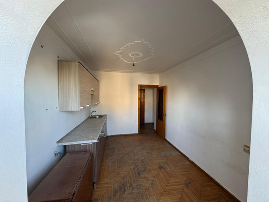 Продам двухкомнатную (2-комн.) квартиру, Т.Идарова ул, 162, Нальчик г