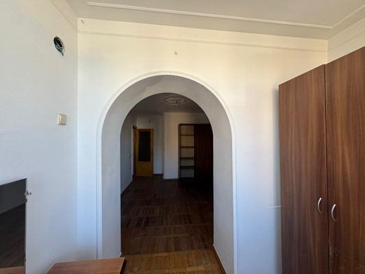 Продам двухкомнатную (2-комн.) квартиру, Т.Идарова ул, 162, Нальчик г