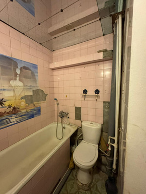 Продам двухкомнатную (2-комн.) квартиру, Т.Идарова ул, 162, Нальчик г