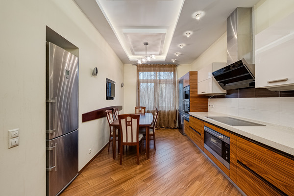 Продам таунхаус, Соколово-Мещерская ул, 27к3, Москва г, 0 км от города