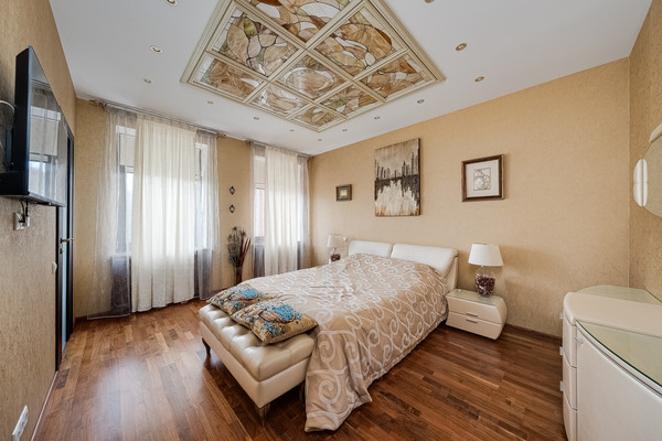 Продам таунхаус, Соколово-Мещерская ул, 27к3, Москва г, 0 км от города