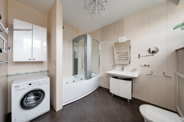 Продам таунхаус, Соколово-Мещерская ул, 27к3, Москва г, 0 км от города