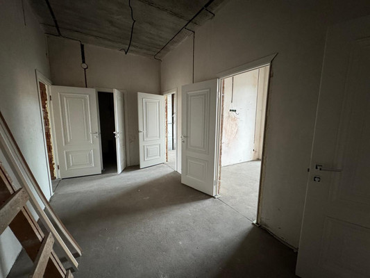 Продам трехкомнатную (3-комн.) квартиру, Тарчокова ул, 127, Нальчик г