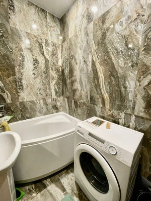 Продам трехкомнатную (3-комн.) квартиру, Войкова (Центральный р-н) ул, 49, Сочи г