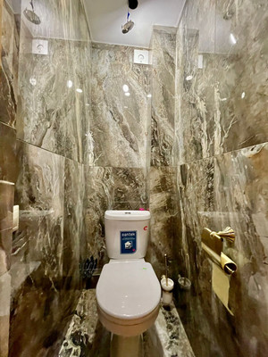 Продам трехкомнатную (3-комн.) квартиру, Войкова (Центральный р-н) ул, 49, Сочи г