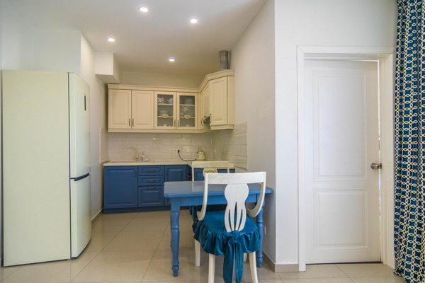 Продам однокомнатную (1-комн.) квартиру, Учительская (Хостинский р-н) ул, 9, Сочи г