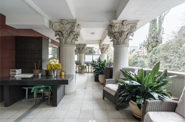 Продам двухкомнатную (2-комн.) квартиру, Нагорная ул, 11, Горное Лоо с