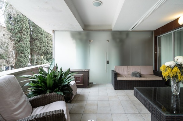 Продам двухкомнатную (2-комн.) квартиру, Нагорная ул, 11, Горное Лоо с