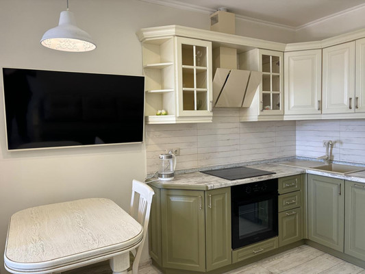 Продам однокомнатную (1-комн.) квартиру, Учительская (Хостинский р-н) ул, 9, Сочи г