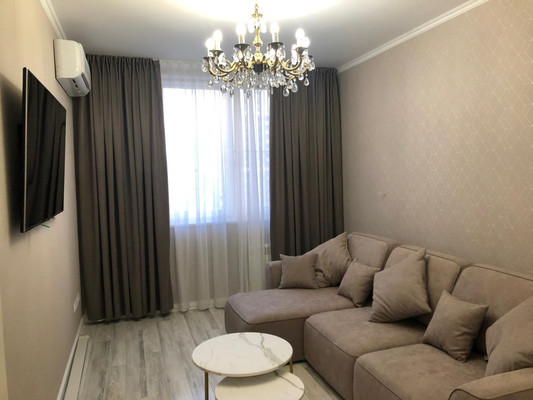 Продам двухкомнатную (2-комн.) квартиру, Трунова (Центральный р-н) пер, 6, Сочи г