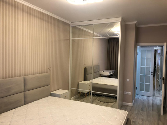 Продам двухкомнатную (2-комн.) квартиру, Трунова (Центральный р-н) пер, 6, Сочи г