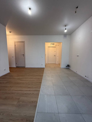 Продам трехкомнатную (3-комн.) квартиру, 100 кв-л, 1к3, Москва г