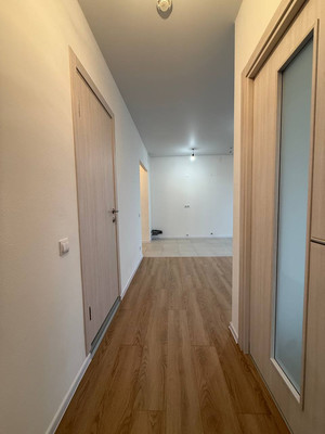 Продам трехкомнатную (3-комн.) квартиру, 100 кв-л, 1к3, Москва г