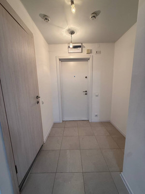 Продам трехкомнатную (3-комн.) квартиру, 100 кв-л, 1к3, Москва г