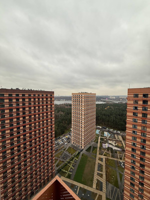 Продам трехкомнатную (3-комн.) квартиру, 100 кв-л, 1к3, Москва г