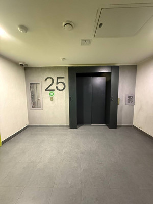 Продам трехкомнатную (3-комн.) квартиру, 100 кв-л, 1к3, Москва г