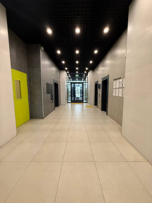 Продам трехкомнатную (3-комн.) квартиру, 100 кв-л, 1к3, Москва г