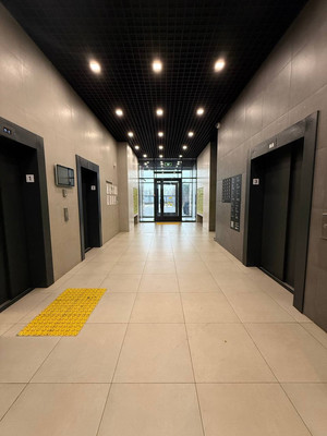 Продам трехкомнатную (3-комн.) квартиру, 100 кв-л, 1к3, Москва г