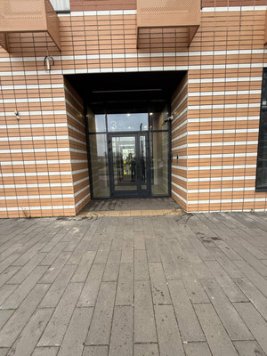 Продам трехкомнатную (3-комн.) квартиру, 100 кв-л, 1к3, Москва г