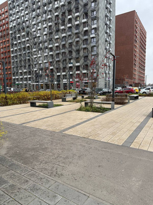 Продам трехкомнатную (3-комн.) квартиру, 100 кв-л, 1к3, Москва г