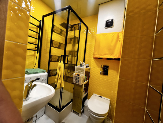 Продам однокомнатную (1-комн.) квартиру, Виноградная ул, 224/11, Беранда с